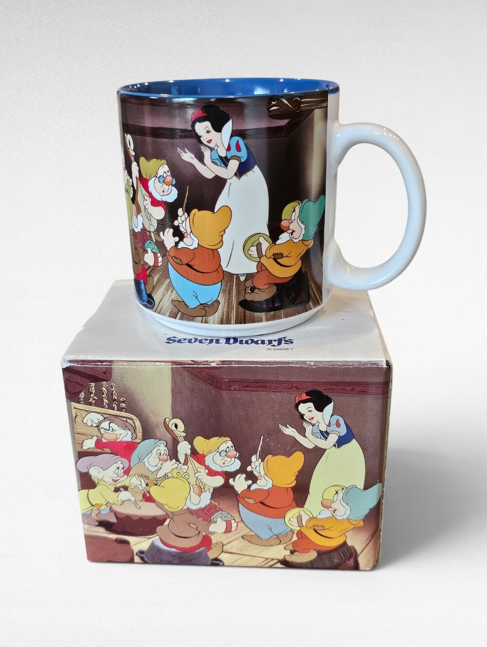 Vintage Walt Disney Snow White & The Seven Dwarfs Mug with Box 12oz